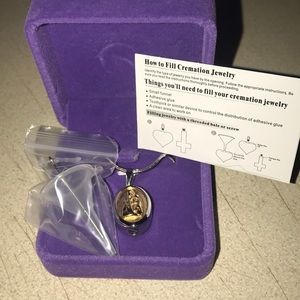 Cremation necklace